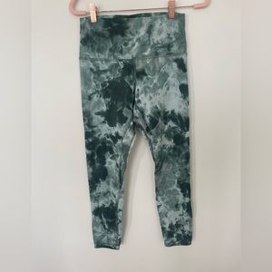 Lululemon Green Tie Dye Leggings. Worn twice! Size 8